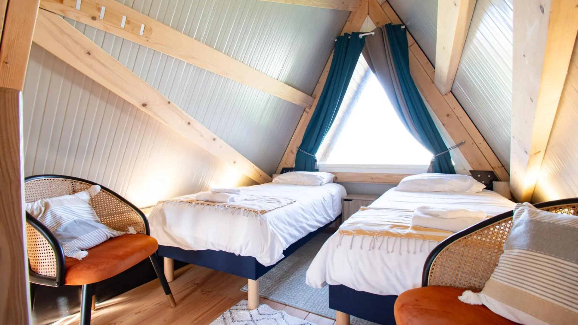 Le Tipi Bleu Tiny House Neuve Avec Terrasse Et Jardin Villa Camaret-sur-Mer Chalet